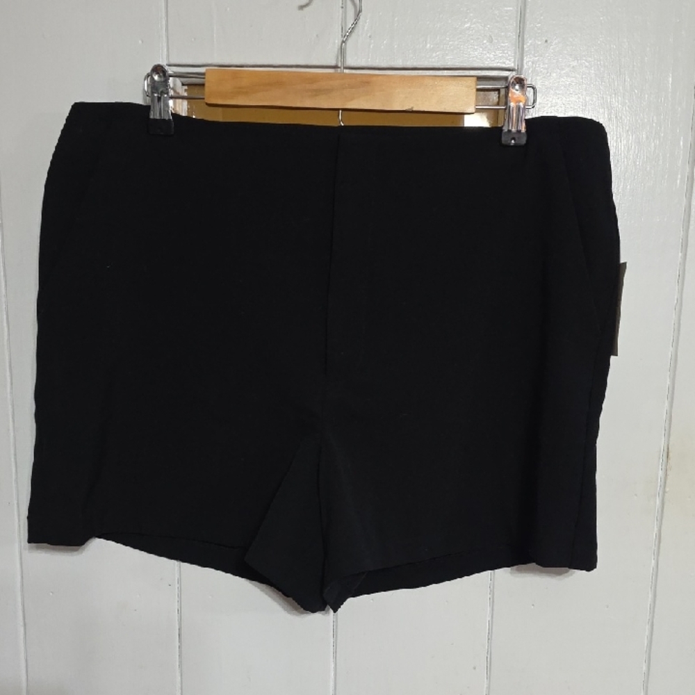 NWT A New Day Women's Black Shorts Dressy Casual Pockets Recycled Poly Blend 14